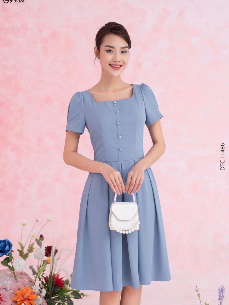 Đầm tay cộc dáng xòe cổ vuông 23S57ĐTC 11486