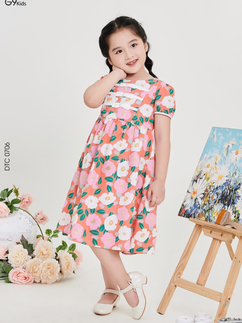 Váy xòe tay ngắn chất liệu thô họa tiết 24S17BĐTC0706-2