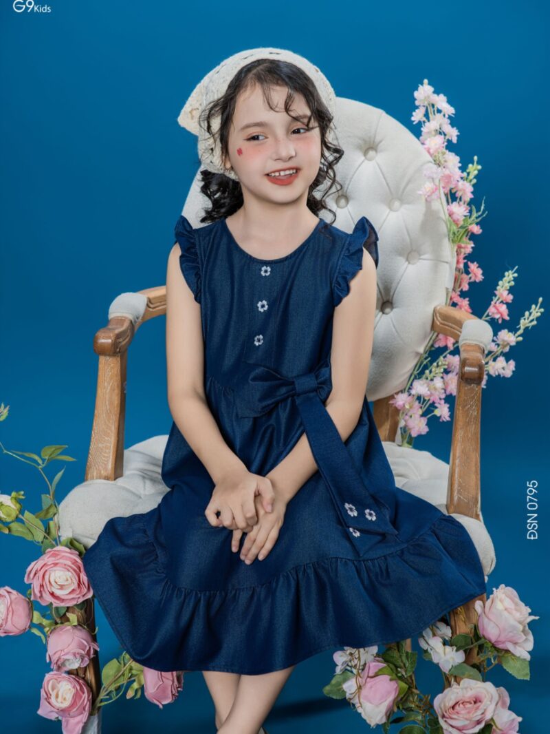 Váy sát nách cho bé gái phối nơ chất liệu jeans lụa 25S12BĐSN0795-2