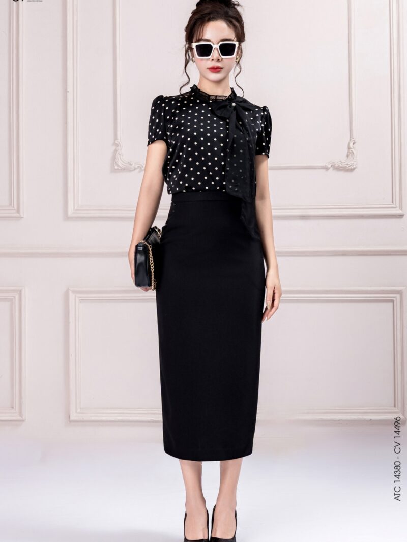 Áo tay cộc đính hoa 3D 25S16ATC14380-1